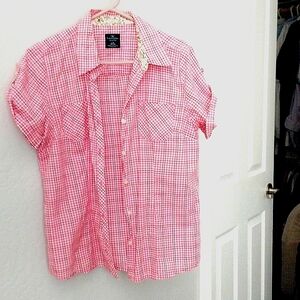 Women's plaid shirt